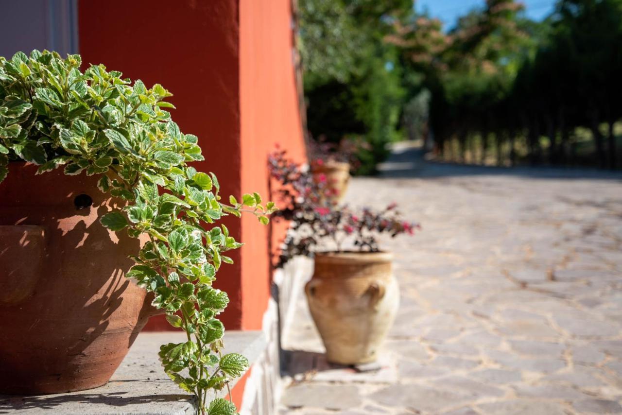Luxury Villa Arianna Tarano Exterior foto