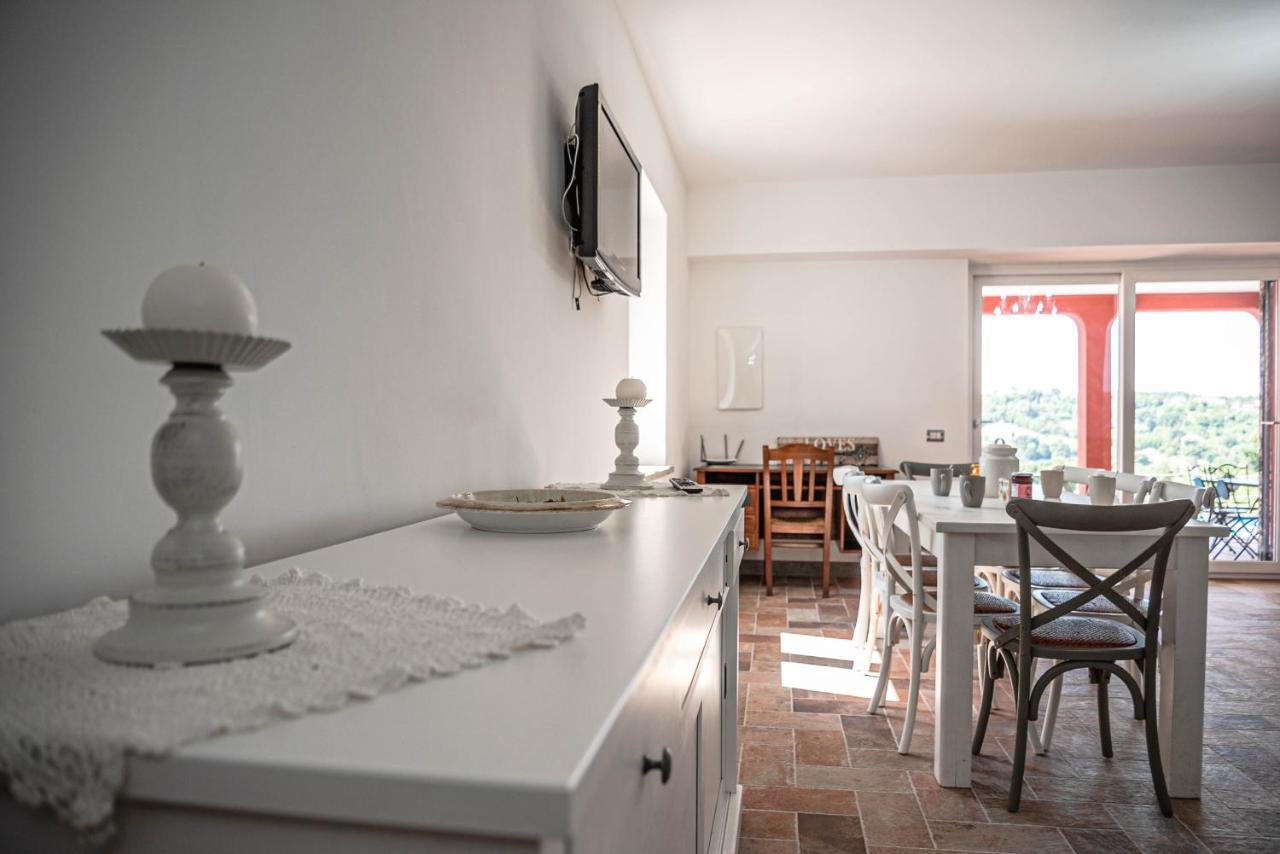 Luxury Villa Arianna Tarano Exterior foto